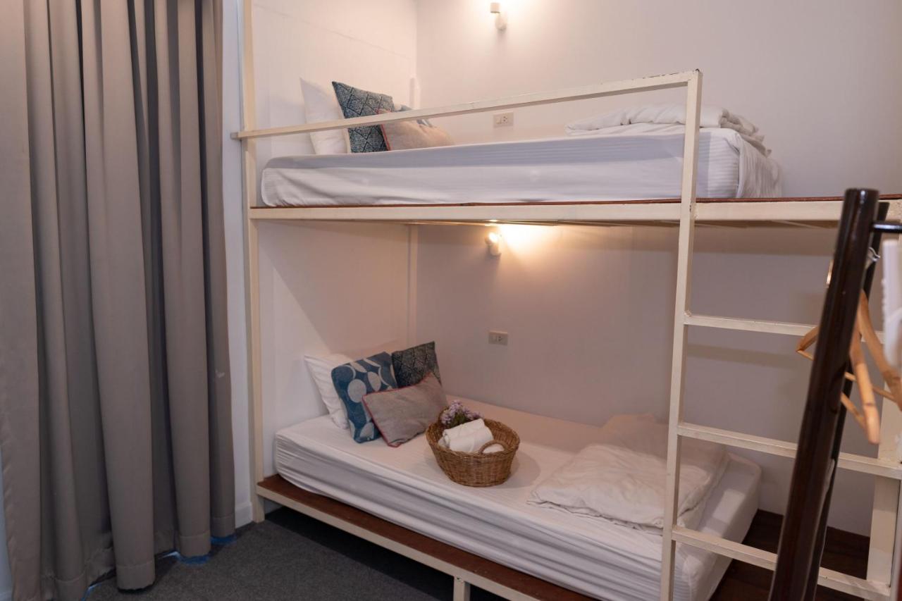 Oon Poshtel X Cafe Hostel Chiang Mai Luaran gambar