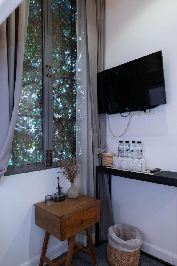 Oon Poshtel X Cafe Hostel Chiang Mai Luaran gambar