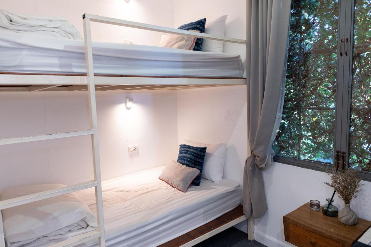 Oon Poshtel X Cafe Hostel Chiang Mai Luaran gambar